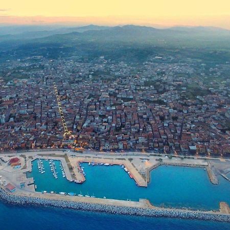 Climatizzato In Centro A 100M Dal Mare Villa Cirò Marina Eksteriør bilde